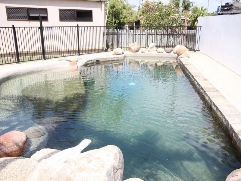 5 Bedarra Avenue, Kirwan QLD 4817