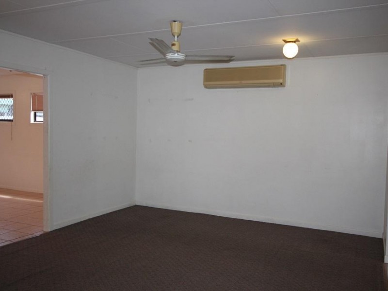 5 Bedarra Avenue, Kirwan QLD 4817