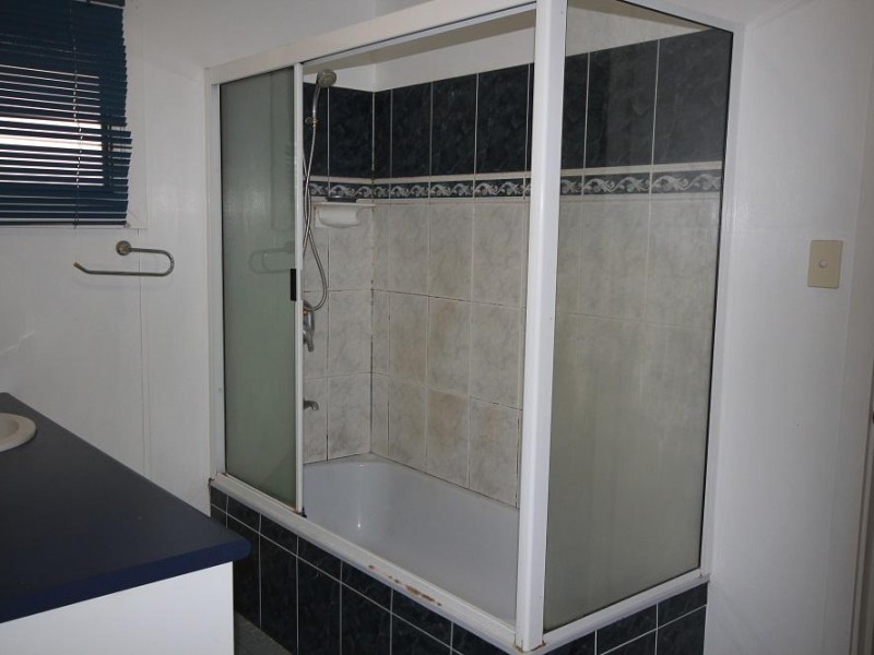 5 Bedarra Avenue, Kirwan QLD 4817