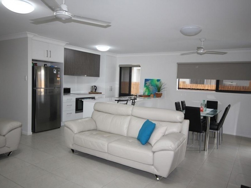 64 Gadsden Loop, Mount Louisa QLD 4814