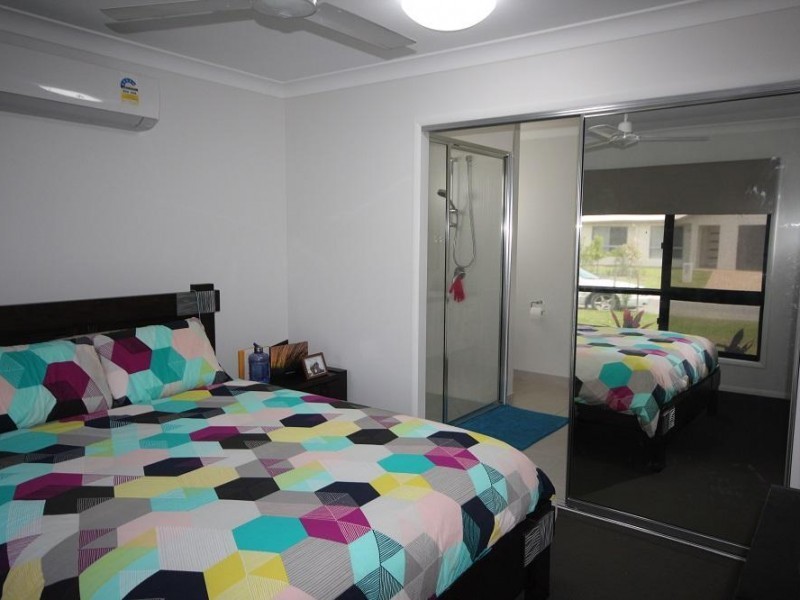 64 Gadsden Loop, Mount Louisa QLD 4814