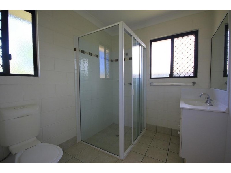 2  Cardno Court, Kelso QLD 4815