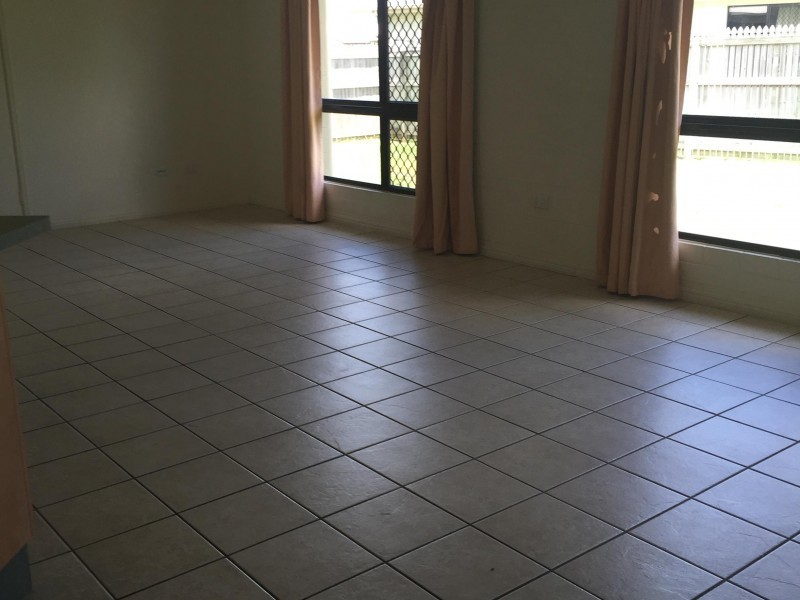 2  Cardno Court, Kelso QLD 4815