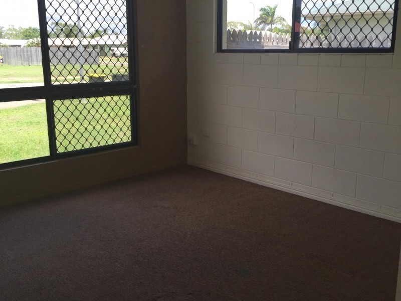 2  Cardno Court, Kelso QLD 4815