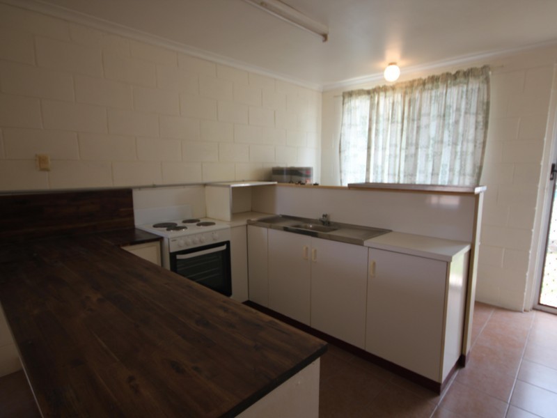 3/11  Maroong Street, Currajong QLD 4812