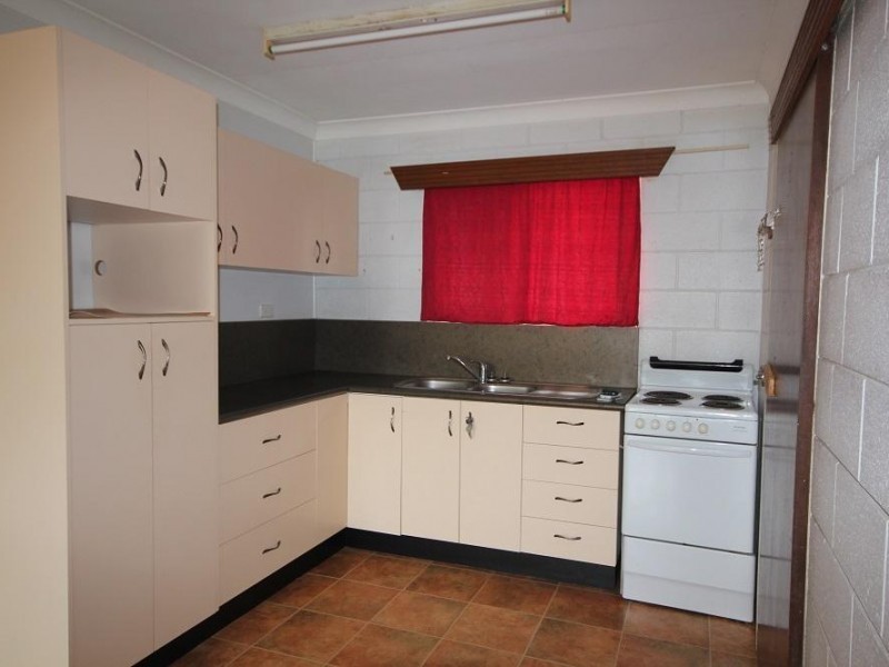 1/7  Banora Court, Mount Louisa QLD 4814