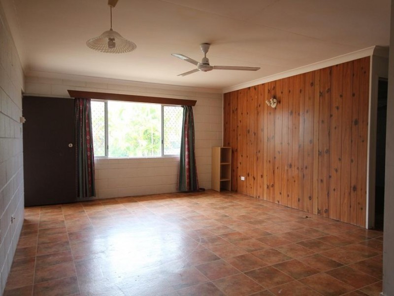 1/7  Banora Court, Mount Louisa QLD 4814