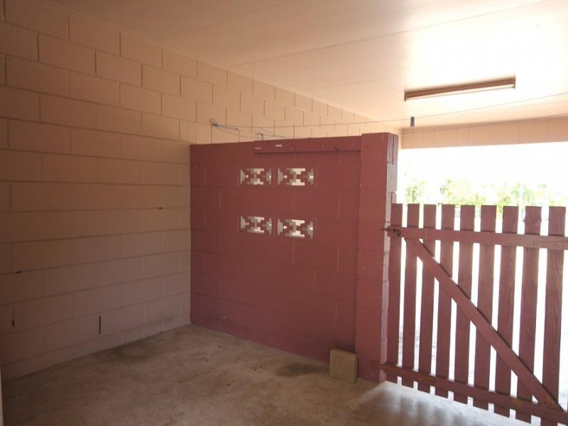 1/7  Banora Court, Mount Louisa QLD 4814