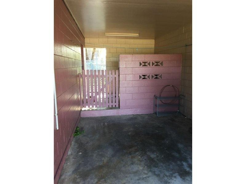 1/7  Banora Court, Mount Louisa QLD 4814