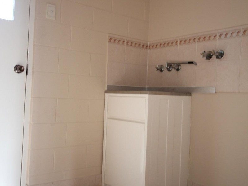 22  Amber Avenue, Rasmussen QLD 4815