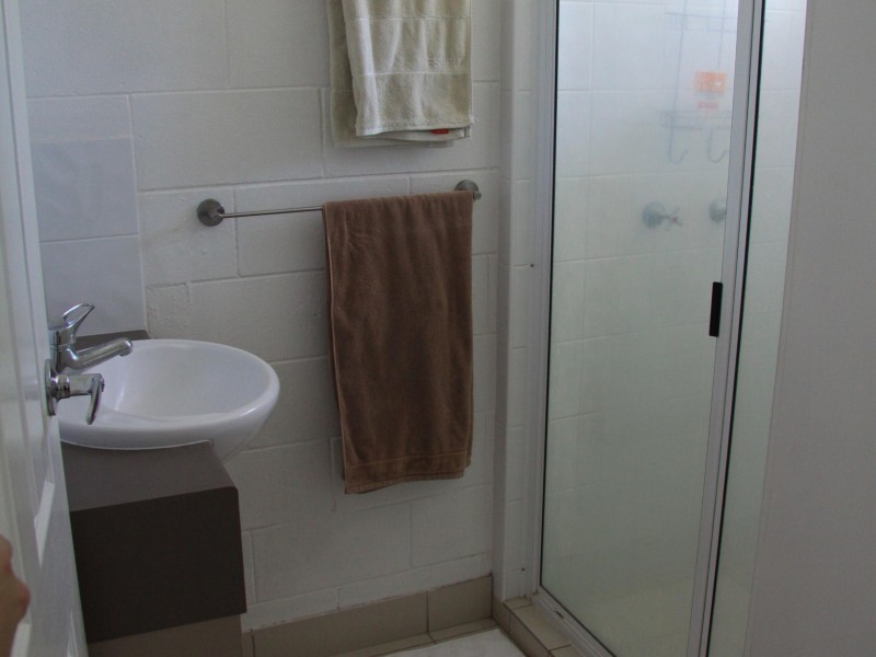 1/9 Brownhill Street, Mundingburra QLD 4812