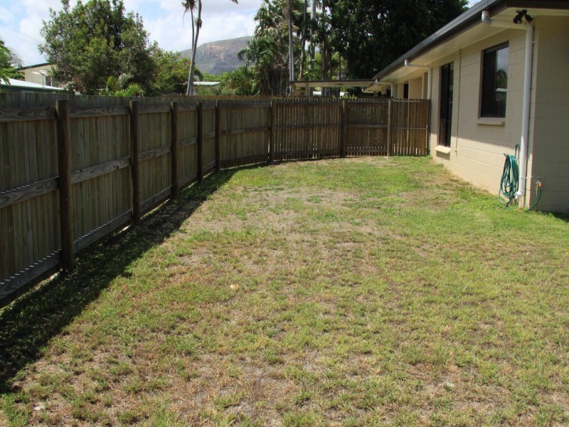 1/9 Brownhill Street, Mundingburra QLD 4812