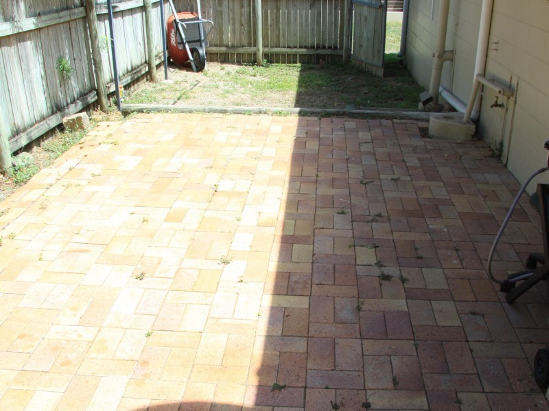 1/9 Brownhill Street, Mundingburra QLD 4812