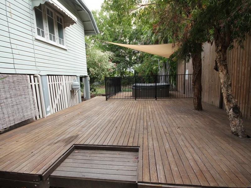 44 Gladstone Street, Pimlico QLD 4812