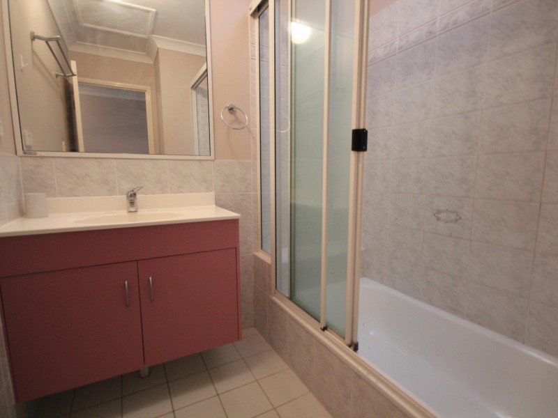 16/62 Bowen Road, Rosslea QLD 4812