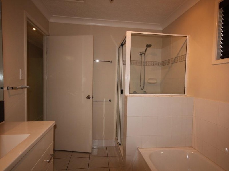 69  Hinchinbrook Drive, Kirwan QLD 4817