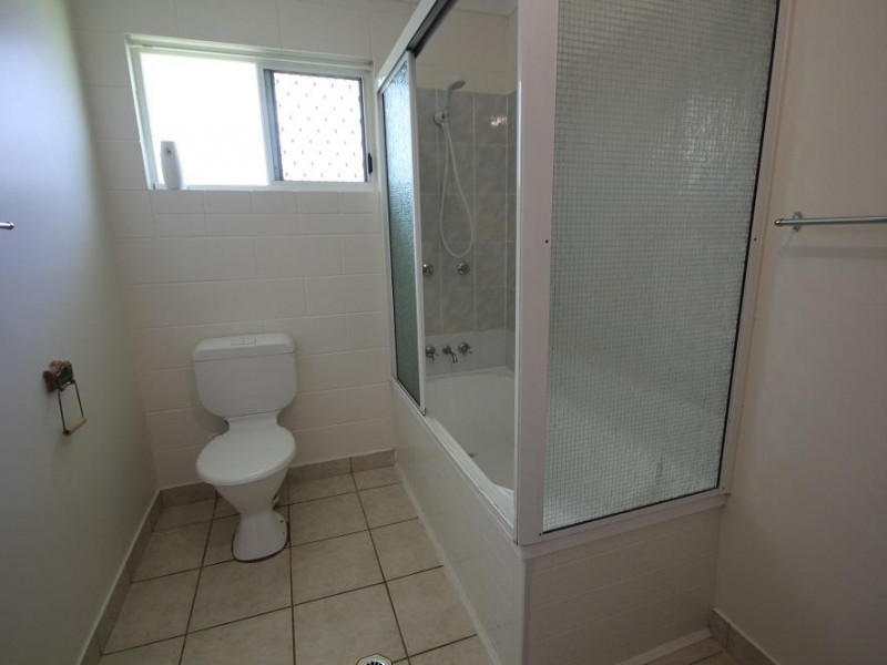 17  Gardiner Court, Kelso QLD 4815