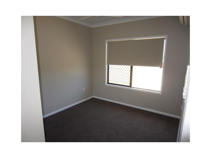 21 Eden Park Drive, Jensen QLD 4818