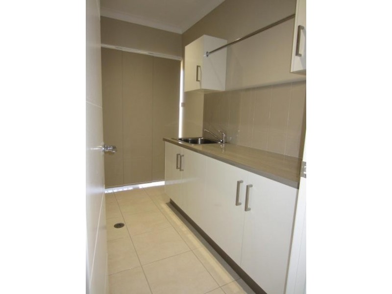 21 Eden Park Drive, Jensen QLD 4818