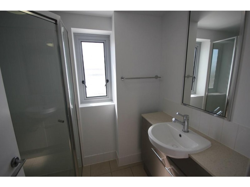 607/2 Dibbs Street, South Townsville QLD 4810