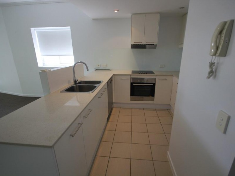 607/2 Dibbs Street, South Townsville QLD 4810