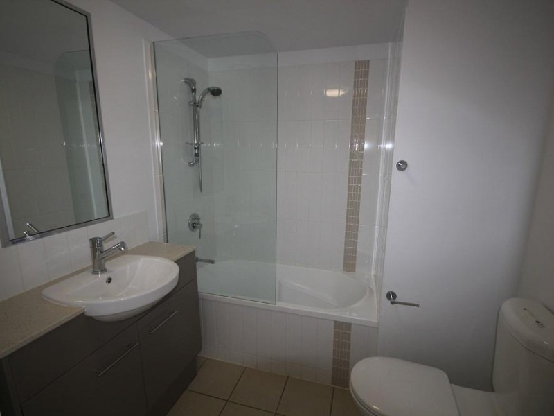 607/2 Dibbs Street, South Townsville QLD 4810