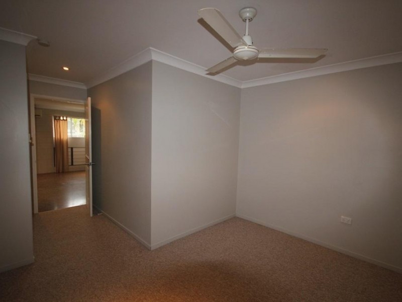 2/5 Granville Street, Pimlico QLD 4812