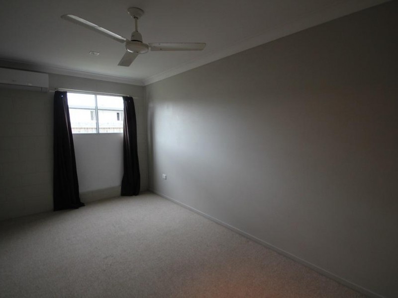 2/5 Granville Street, Pimlico QLD 4812