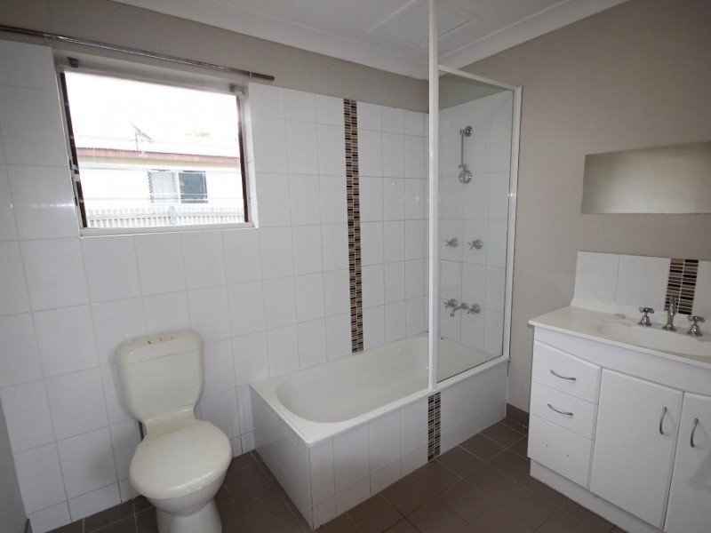 2/5 Granville Street, Pimlico QLD 4812