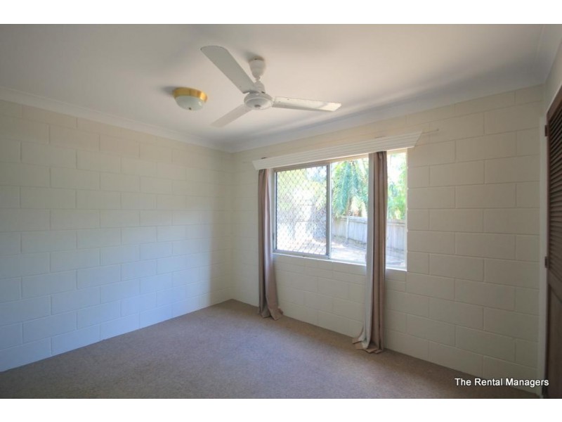 2/7 Banora Court, Mount Louisa QLD 4814