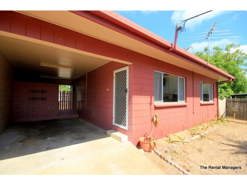 2/7 Banora Court, Mount Louisa QLD 4814