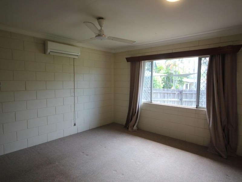 2/7 Banora Court, Mount Louisa QLD 4814