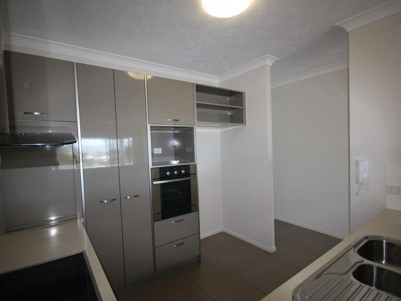 82/42 Warburton Street, North Ward QLD 4810