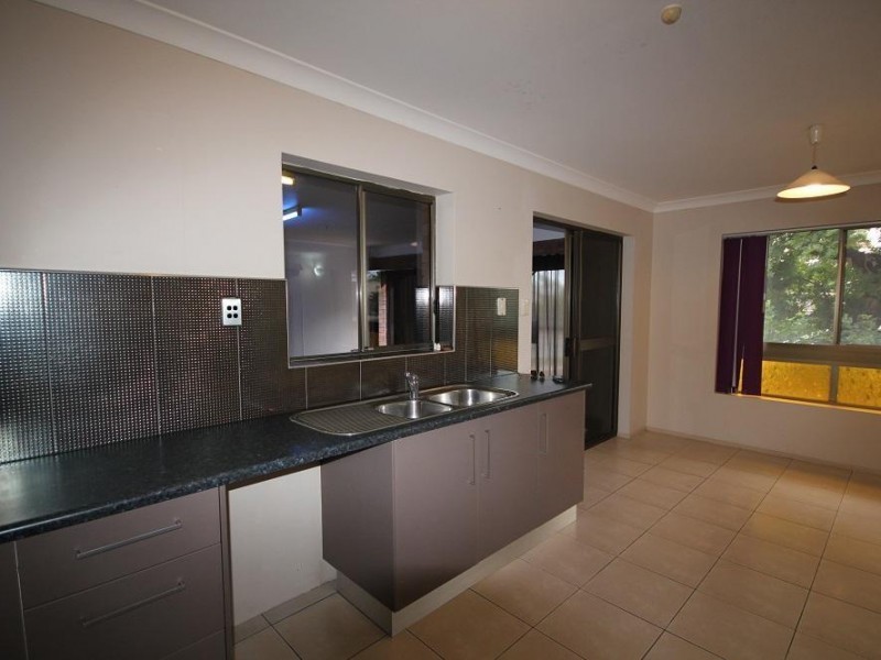 65 Wellesley Dr, Kirwan QLD 4817