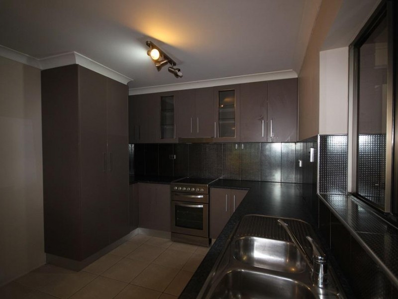 65 Wellesley Dr, Kirwan QLD 4817