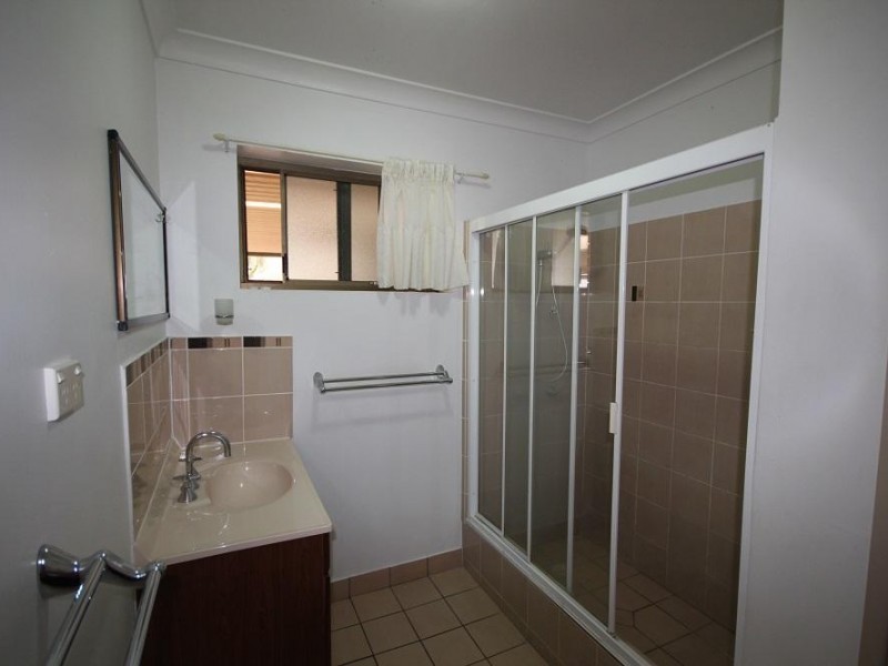 65 Wellesley Dr, Kirwan QLD 4817