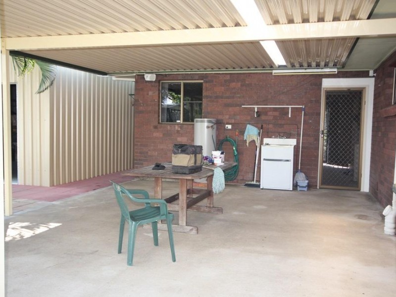 65 Wellesley Dr, Kirwan QLD 4817