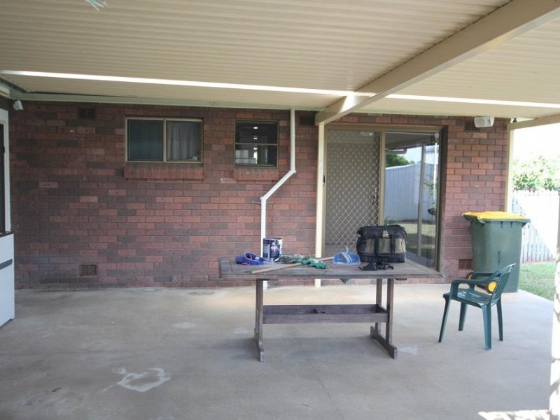 65 Wellesley Dr, Kirwan QLD 4817