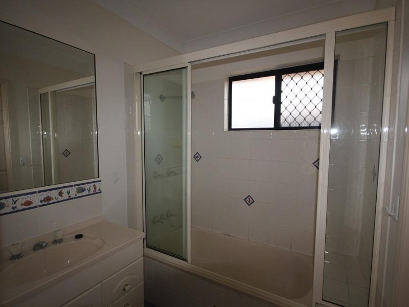 7 Concord Crescent, Kirwan QLD 4817