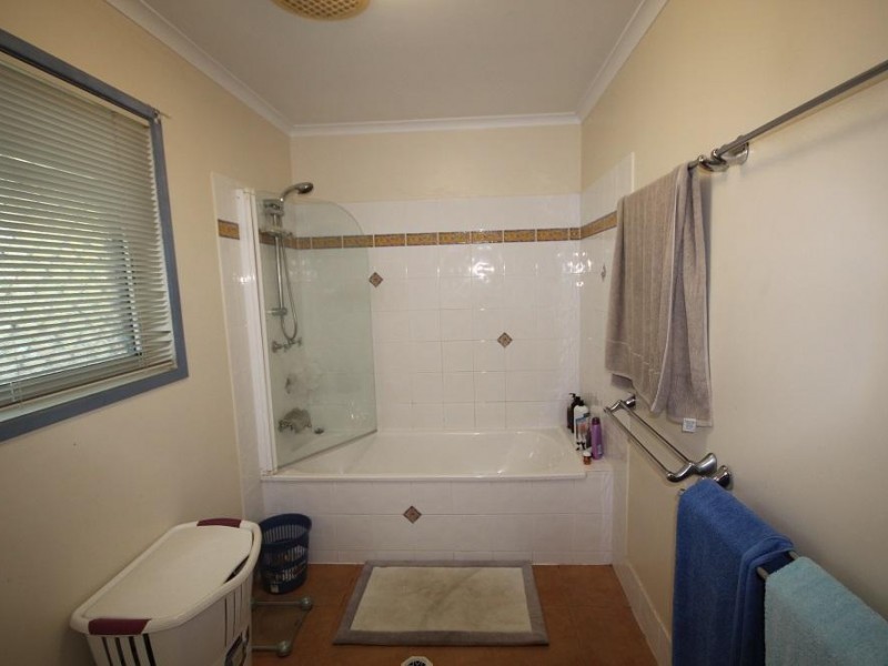 10 Gardengrove Crescent, Kirwan QLD 4817