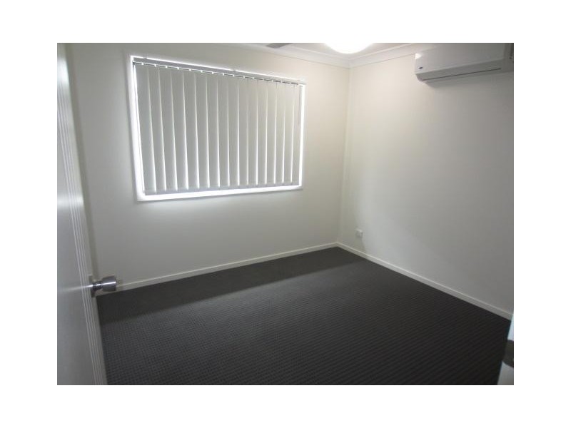 1/20A Hollanders Crescent, Kelso QLD 4815