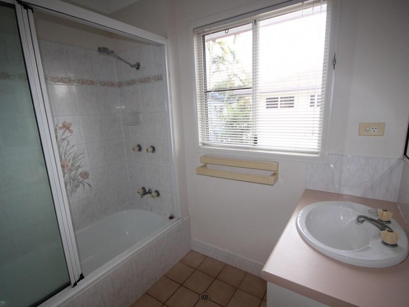 6/17 Lowth Street, Rosslea QLD 4812