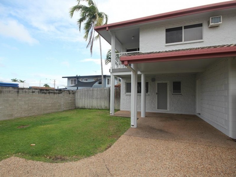 6/17 Lowth Street, Rosslea QLD 4812