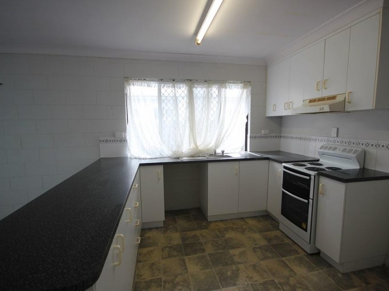 6 Arawa Street, Kelso QLD 4815