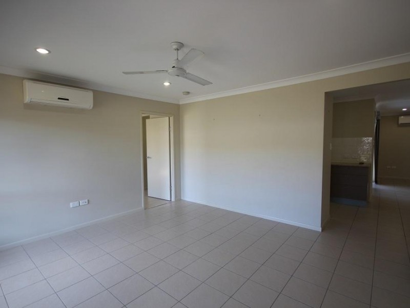 54 Ellsworth Drive, Mount Louisa QLD 4814