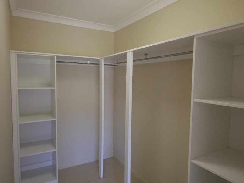 54 Ellsworth Drive, Mount Louisa QLD 4814