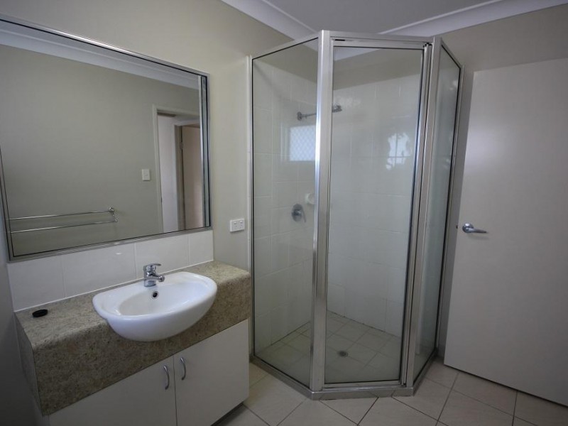 54 Ellsworth Drive, Mount Louisa QLD 4814