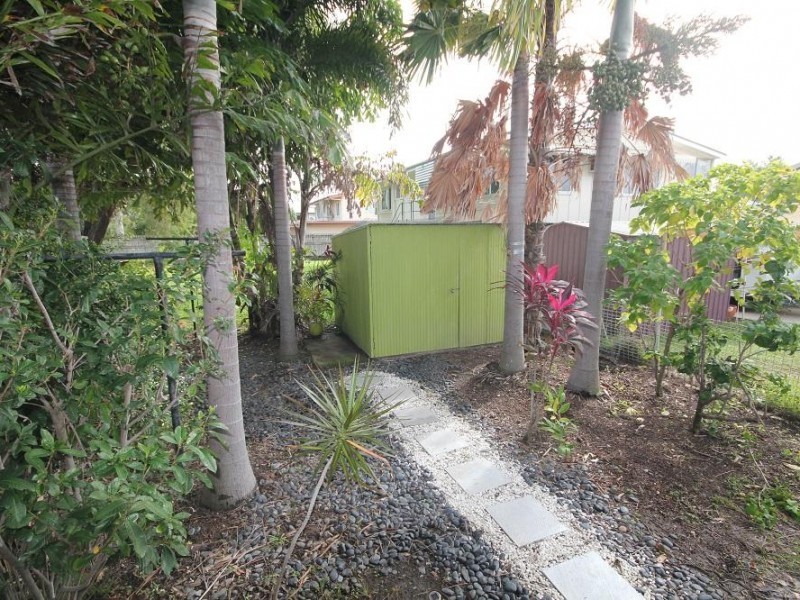 2/26 Keenan Street, Oonoonba QLD 4811