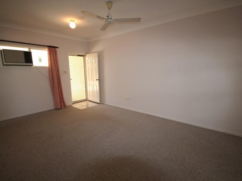 1/40 Corcoran Street, Currajong QLD 4812