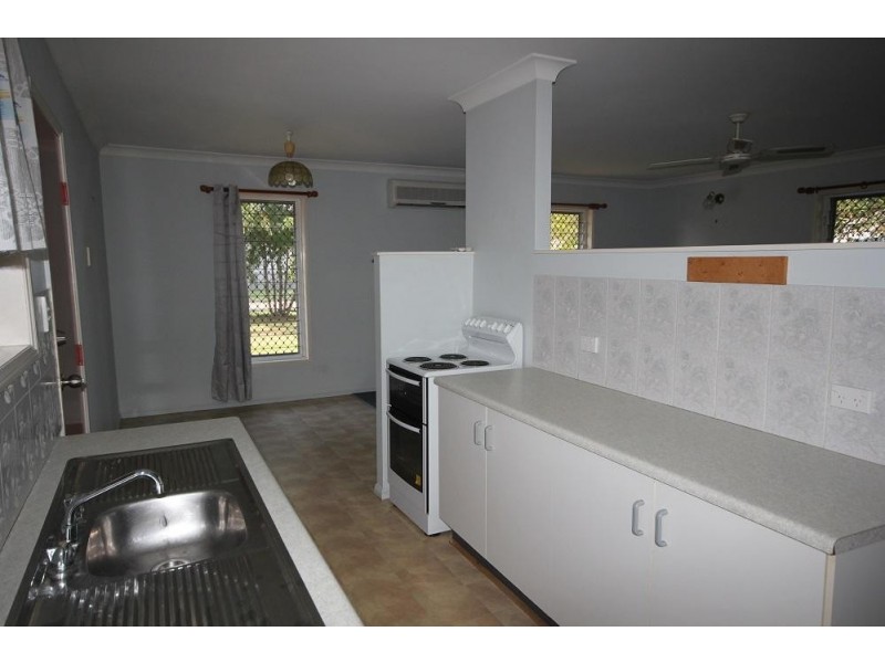 11 Paluma Street, Kirwan QLD 4817